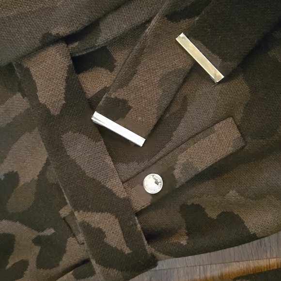 White House Black Market Camo Sweater Coat - Picture 2 of 10